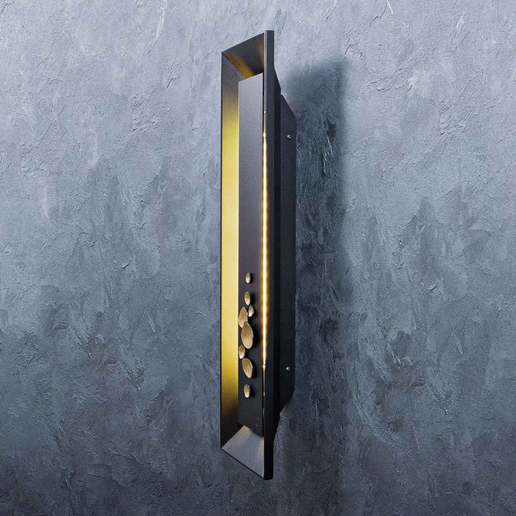 Skalatto black close up