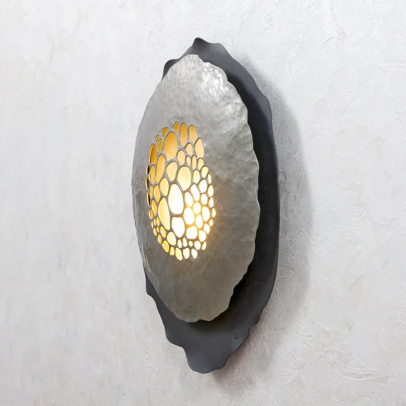 Rolin Silver wh close up